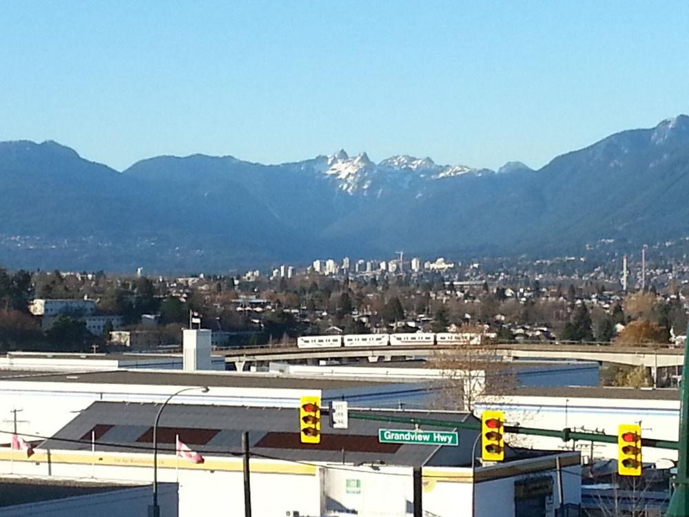 Coast Metro Vancouver Hotel Burnaby Luaran gambar