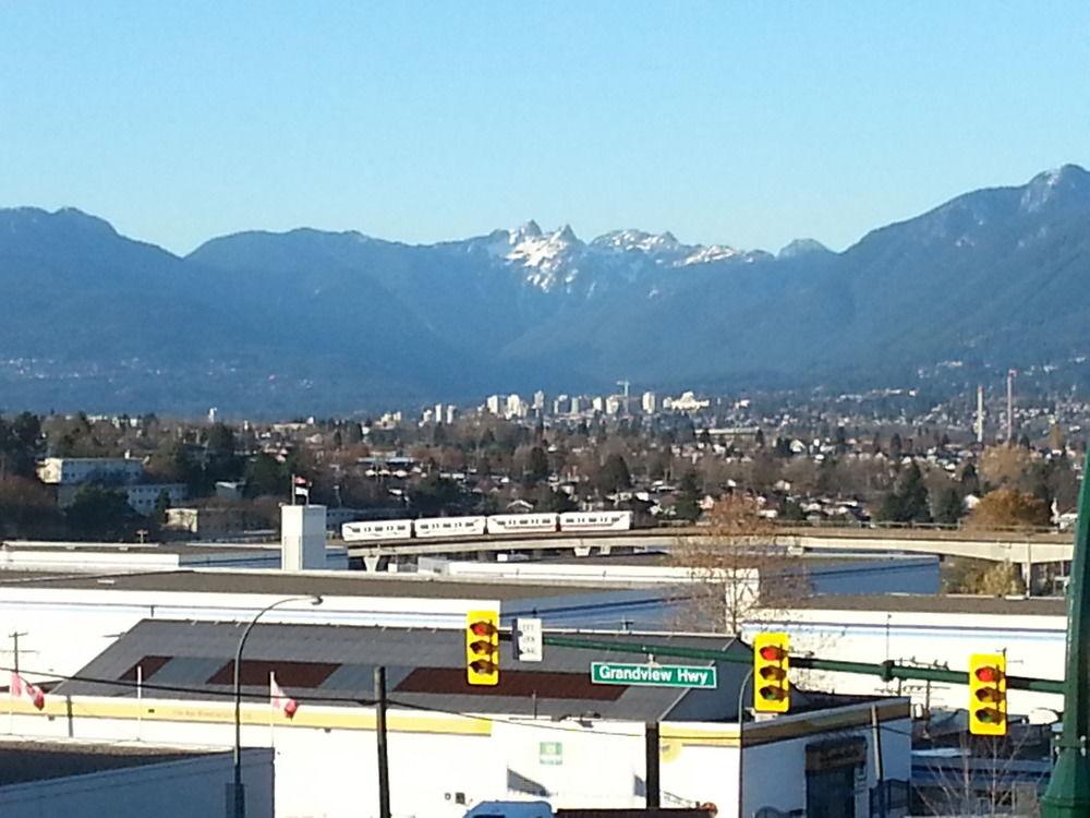 Coast Metro Vancouver Hotel Burnaby Luaran gambar